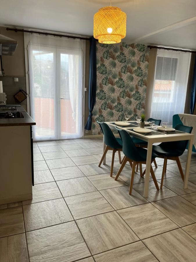Le Cosy En Coeur De Ville Prades  Exteriör bild